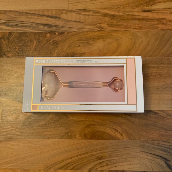New BeautyBio Rose Quartz Dual Ended Roller - Picture 9 of 11